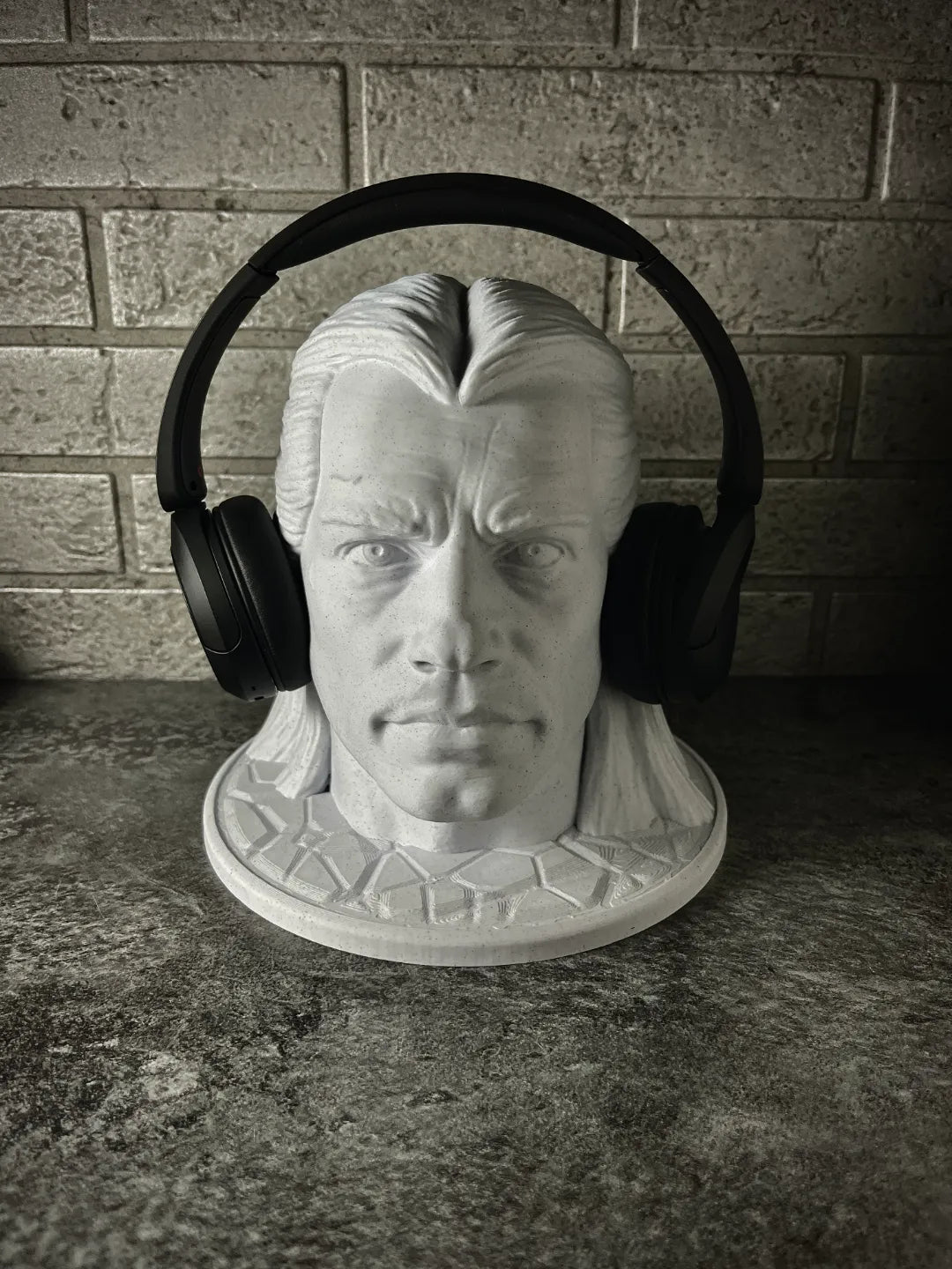 Geralt of Rivia (The Witcher) Headphone Stand