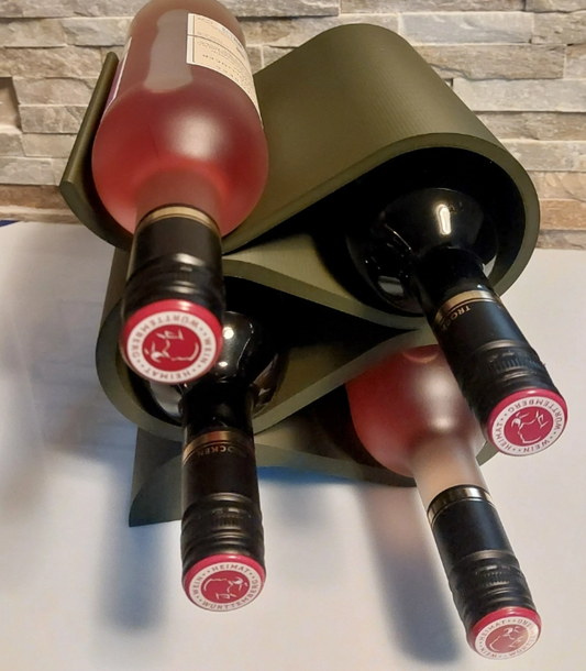 Curvy Wine Bottle Holder